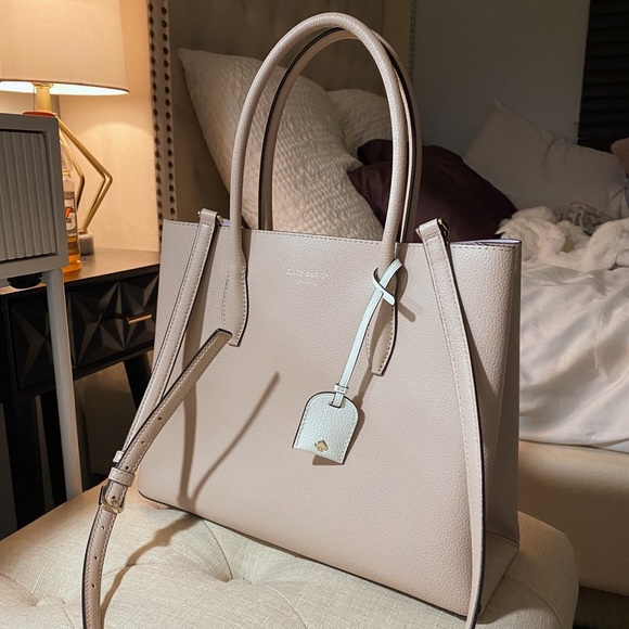 kate spade Handbags - Kate Spade Purse